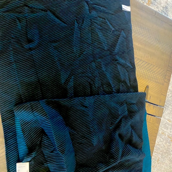 Scarf - Picture 3 of 4